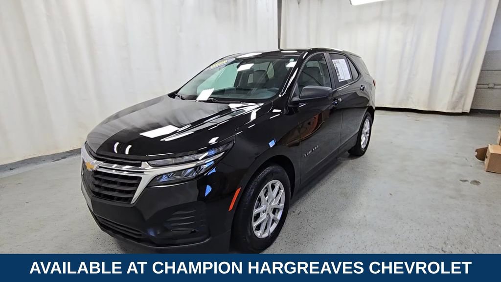 2024 Chevrolet Equinox LS photo 4