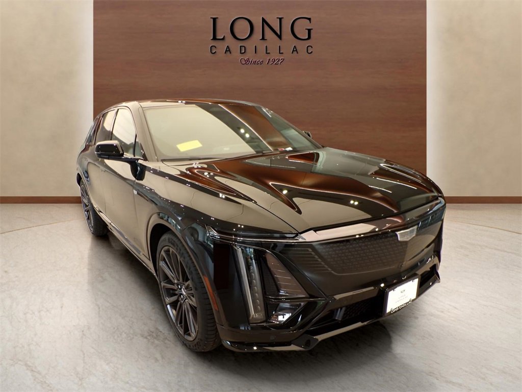 2026 Cadillac Lyriq photo 3