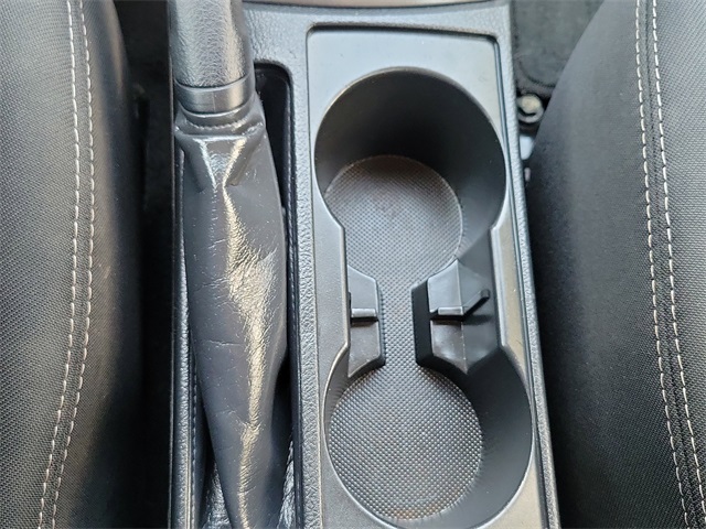 2013 Toyota Corolla S photo 23