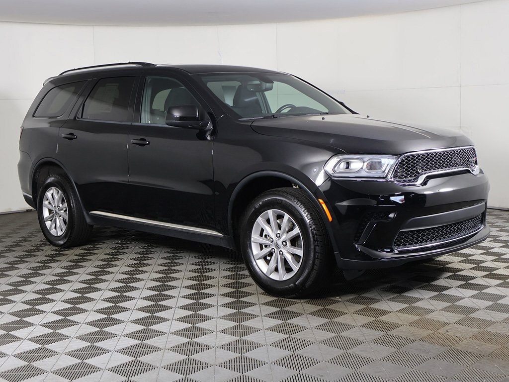 2024 Dodge Durango SXT photo 2
