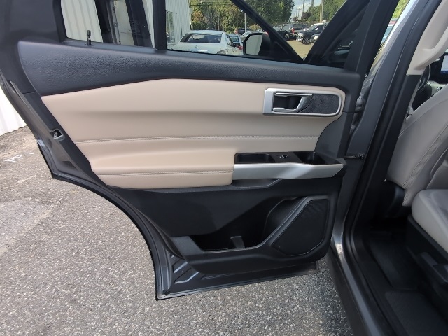 2022 Ford Explorer XLT photo 41