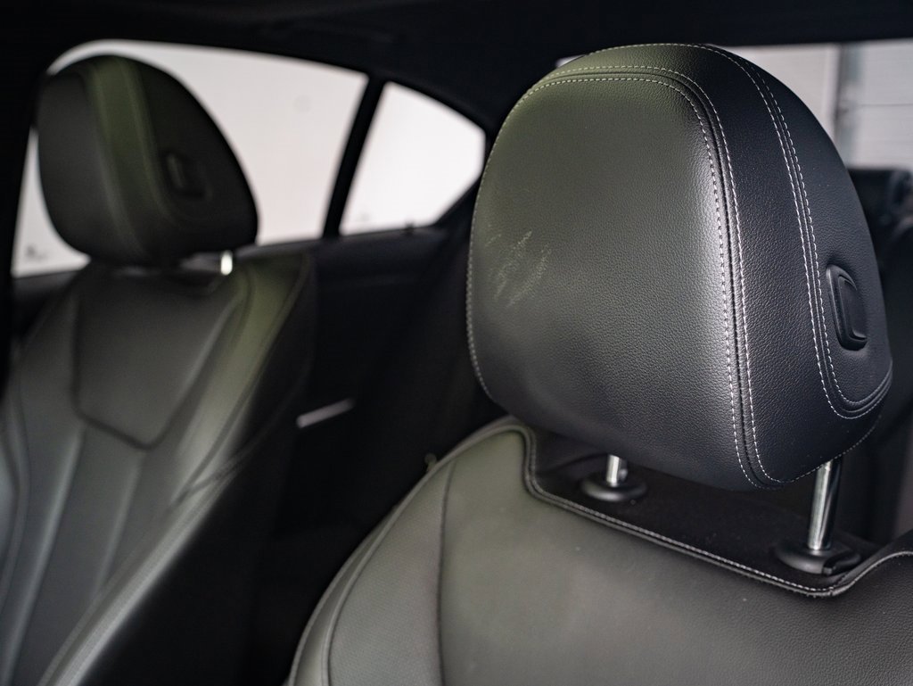 2022 Bmw 330i photo 18