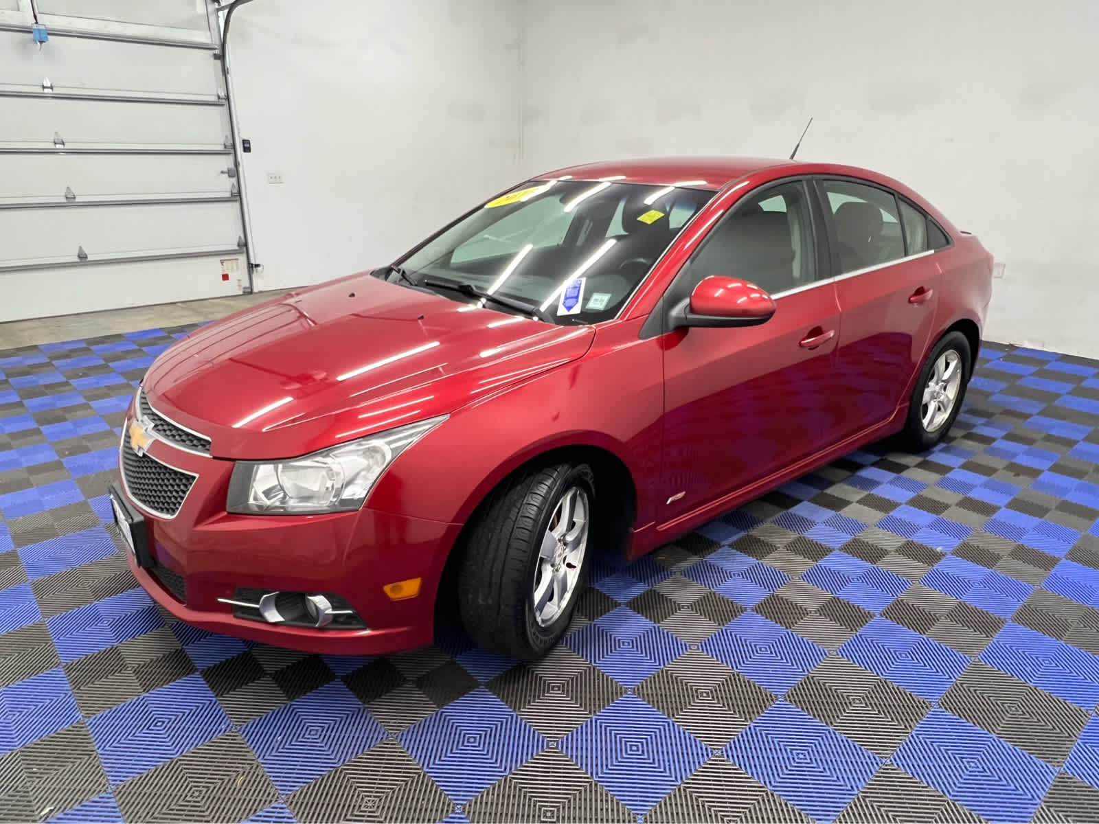 2012 Chevrolet Cruze photo 4