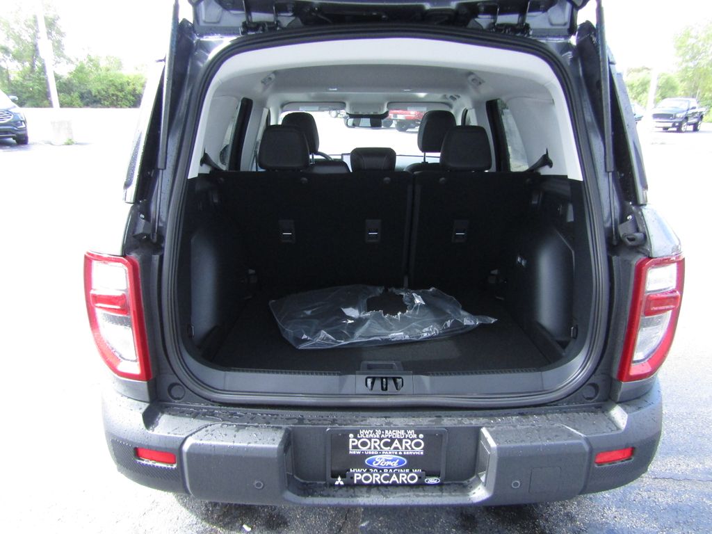 2025 Ford Bronco Sport Outer Banks photo 8