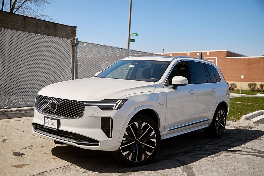 2025 VOLVO XC90 - Image 29