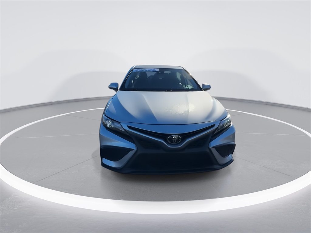 2023 Toyota Camry SE photo 3