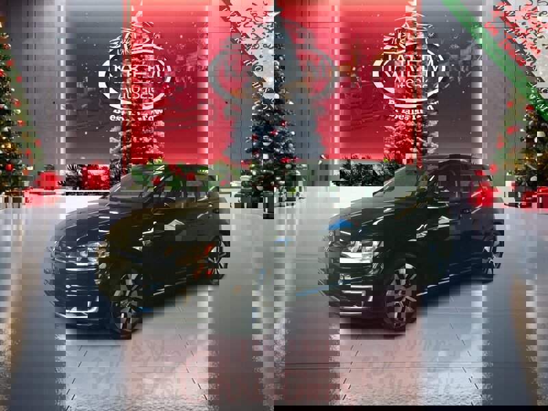 2017 Volkswagen e-Golf e-Golf SE's photo