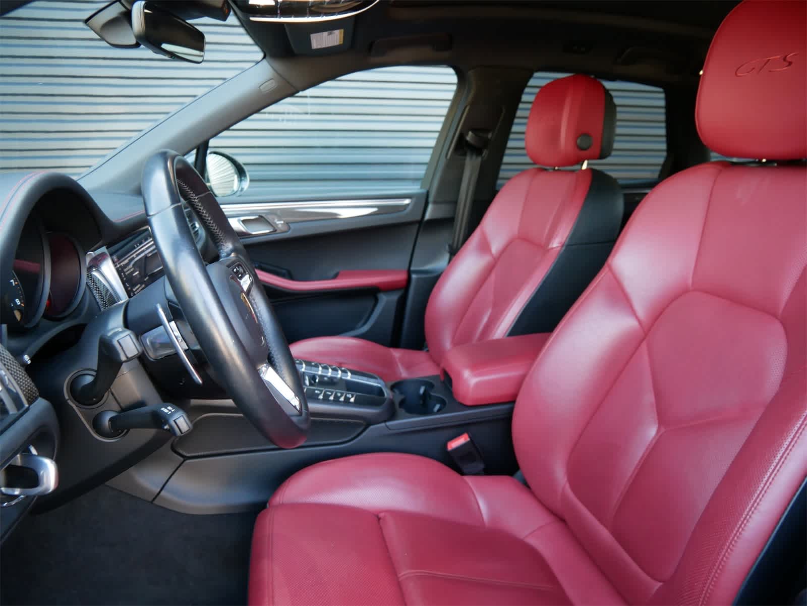 2021 Porsche Macan GTS photo 4