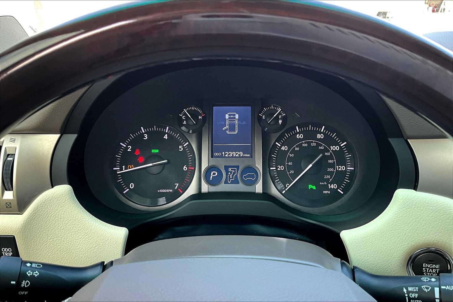 2014 Lexus GX 460 Base photo 23
