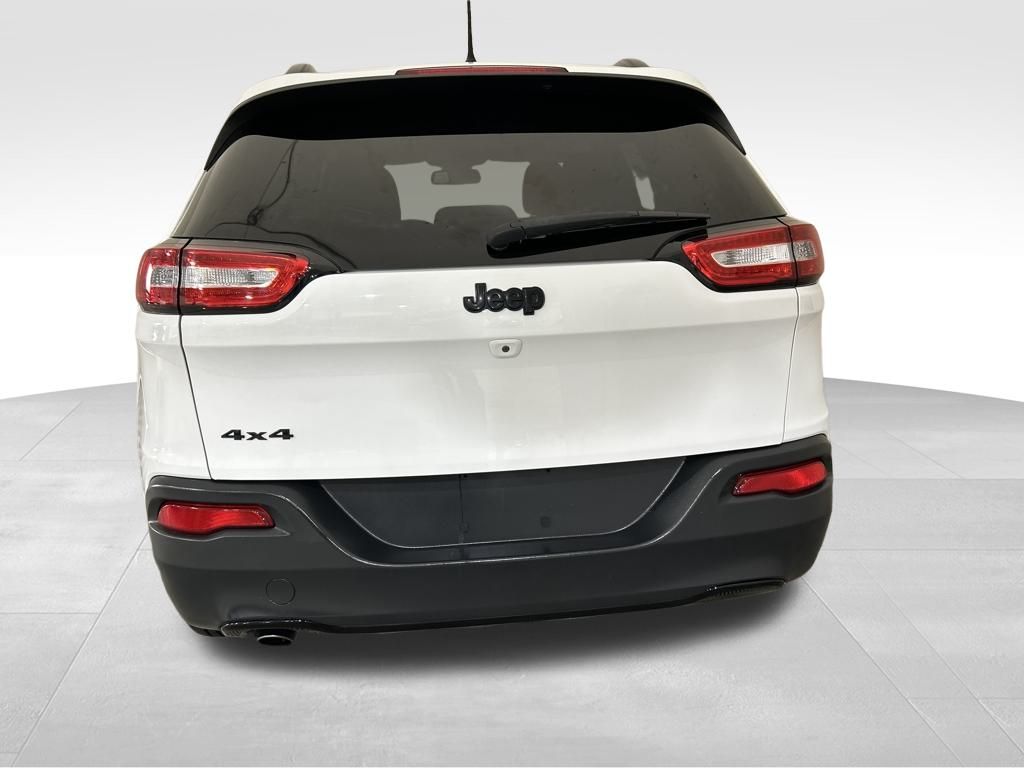 2018 Jeep Cherokee Latitude photo 3