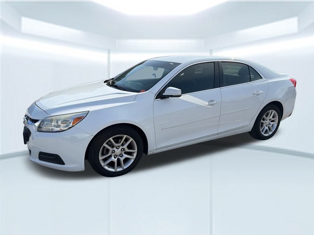 2015 Chevrolet Malibu 1LT photo 3
