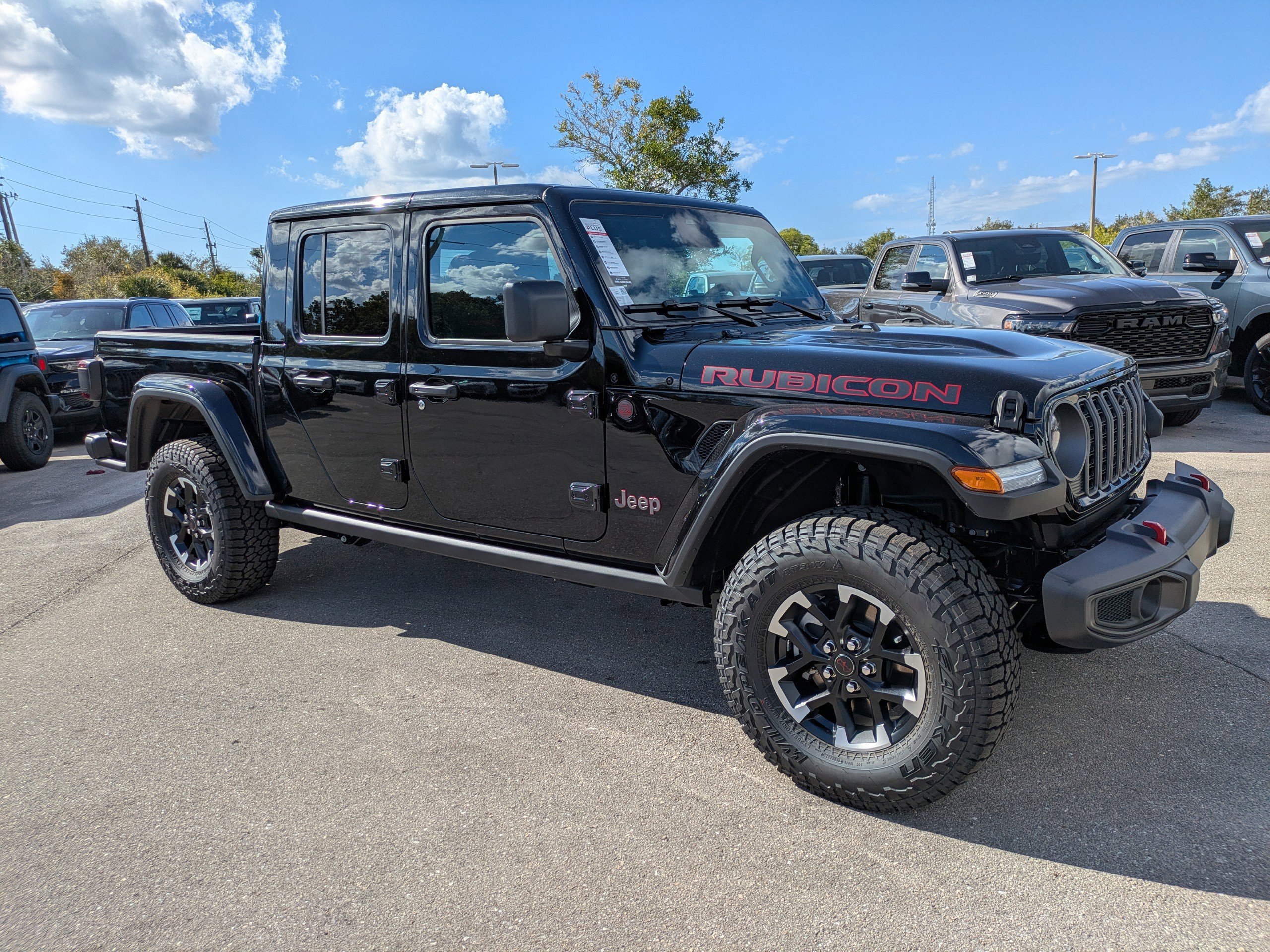 2026 Jeep Gladiator Rubicon photo 2