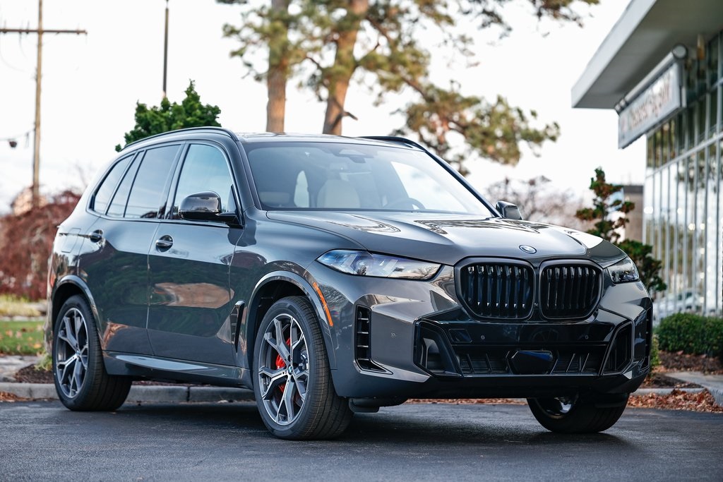 2026 BMW X5 50e's photo