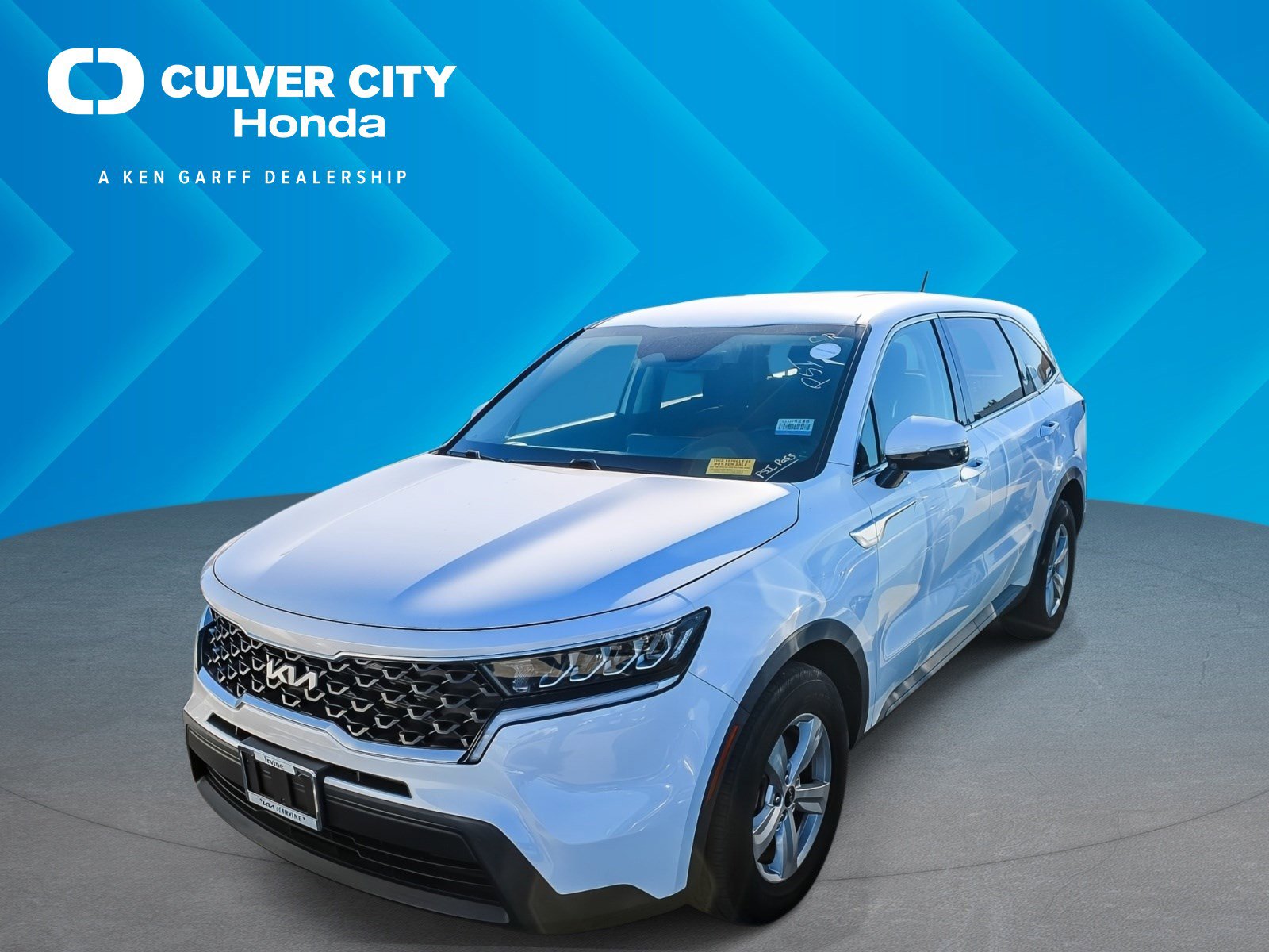 2023 Kia Sorento LX's photo