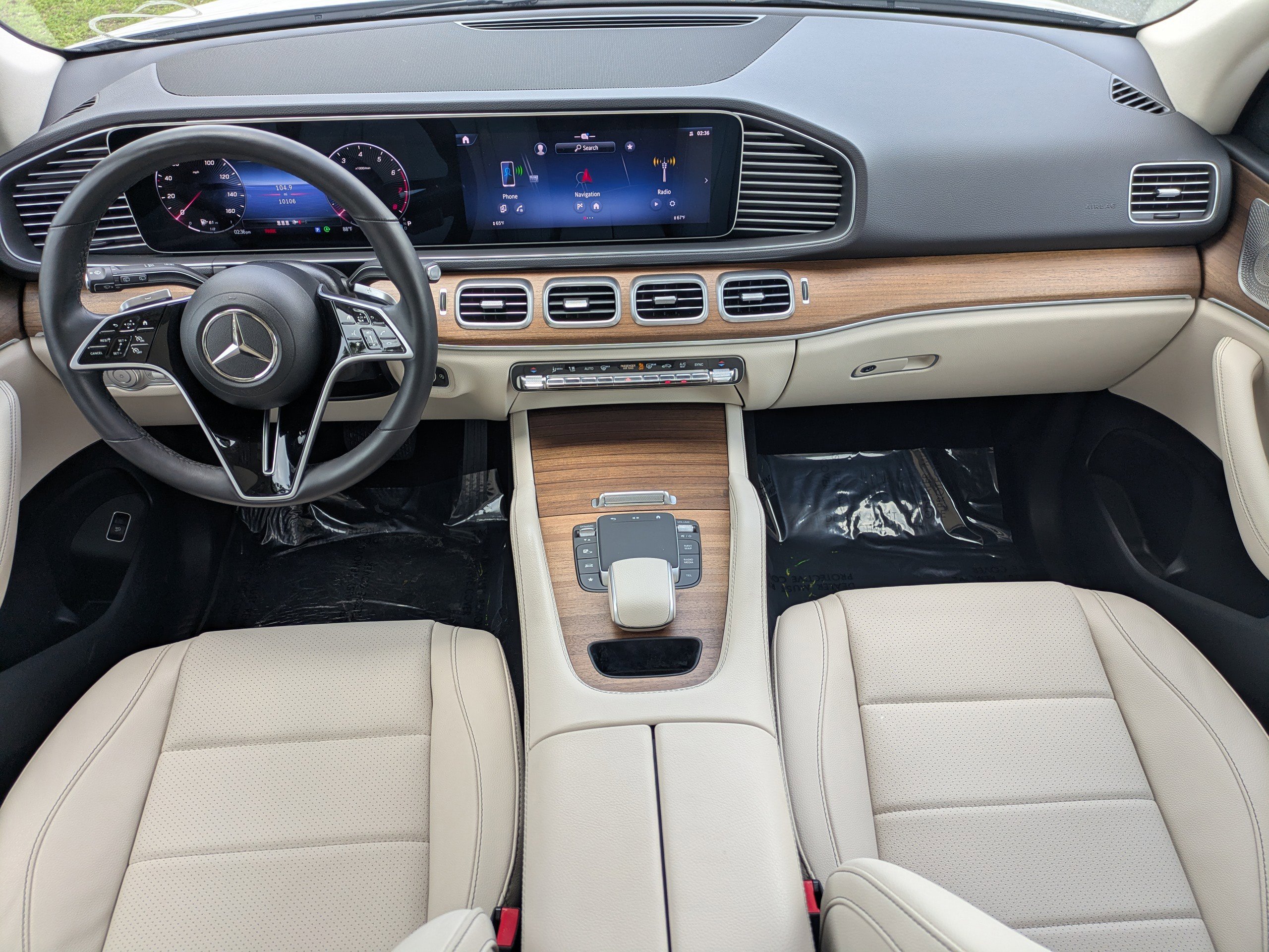 2024 Mercedes Benz GLE 450 4MATIC photo 3