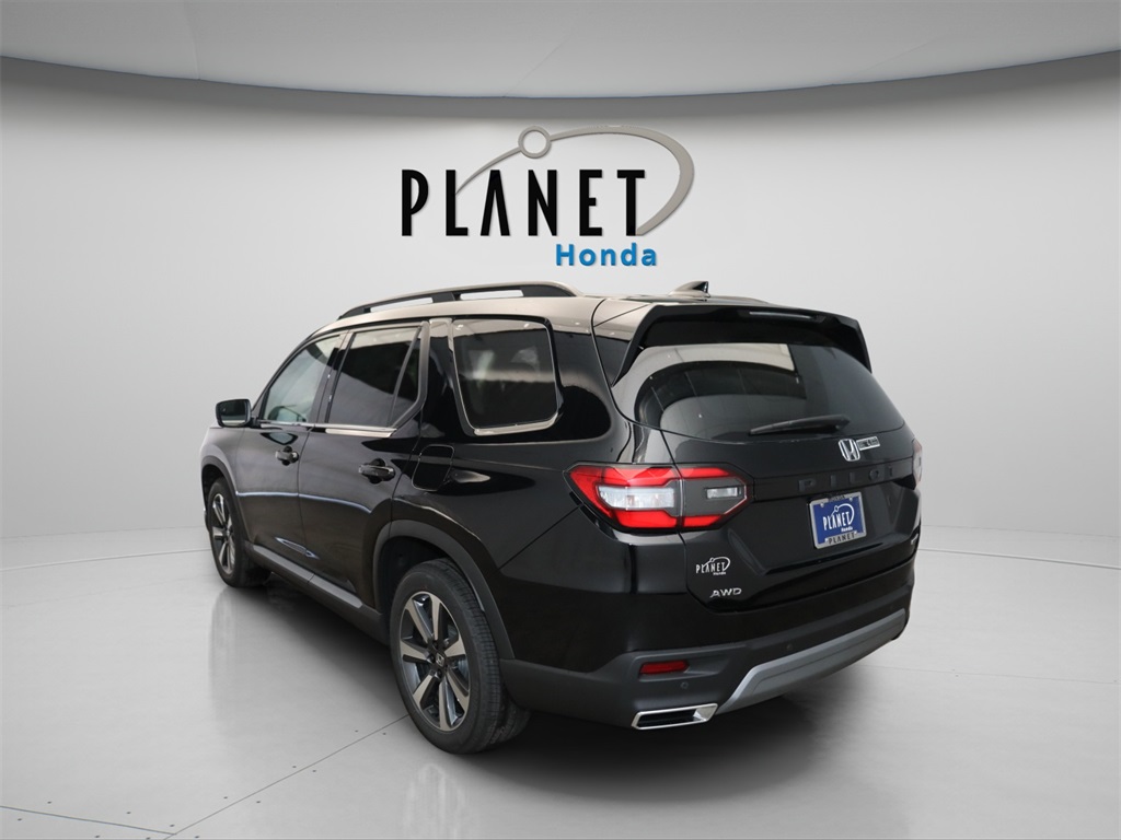 2025 Honda Pilot Touring photo 3