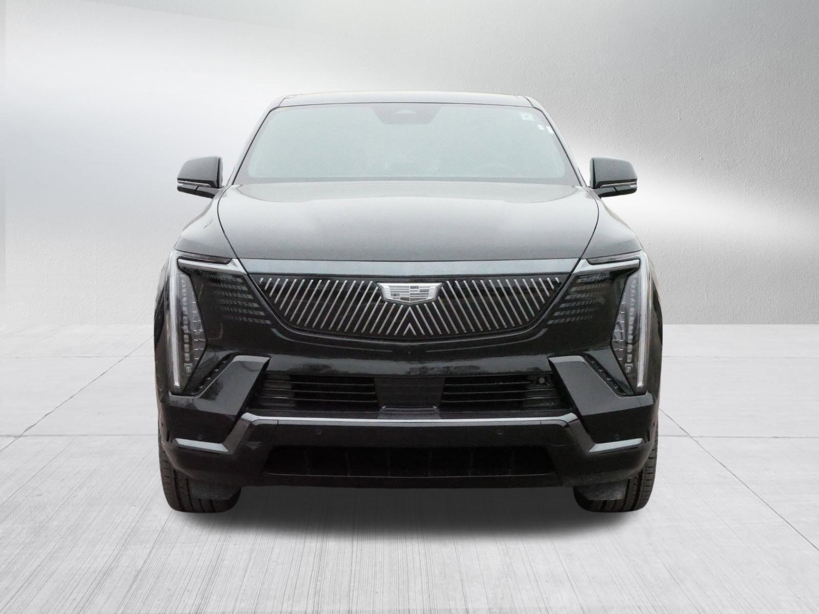 2025 Cadillac Escalade IQ Sport photo 2