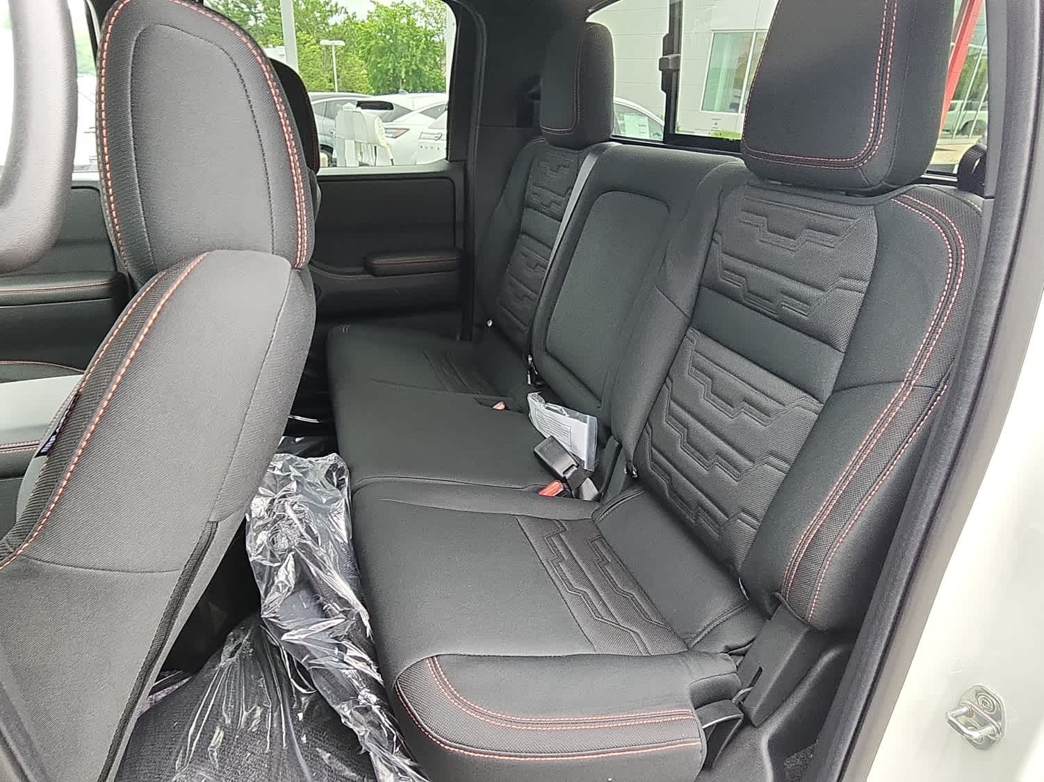 2025 Nissan Frontier PRO-4X photo 7