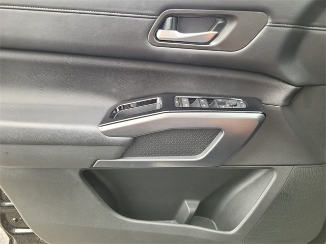 2024 Nissan Pathfinder SL photo 30