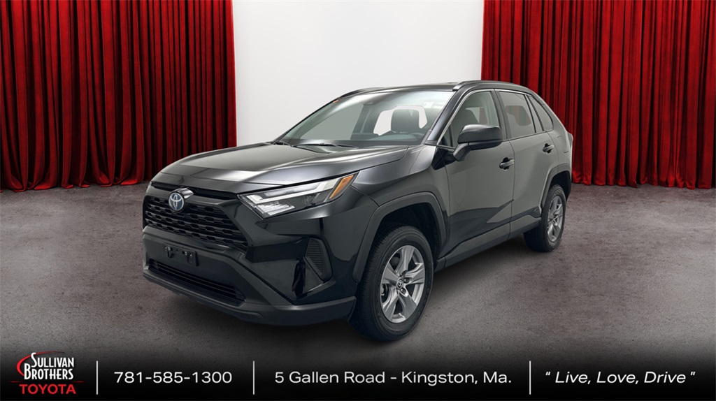 2023 Toyota RAV4 LE's photo