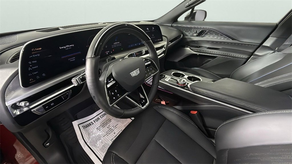 2024 Cadillac Lyriq Luxury photo 18