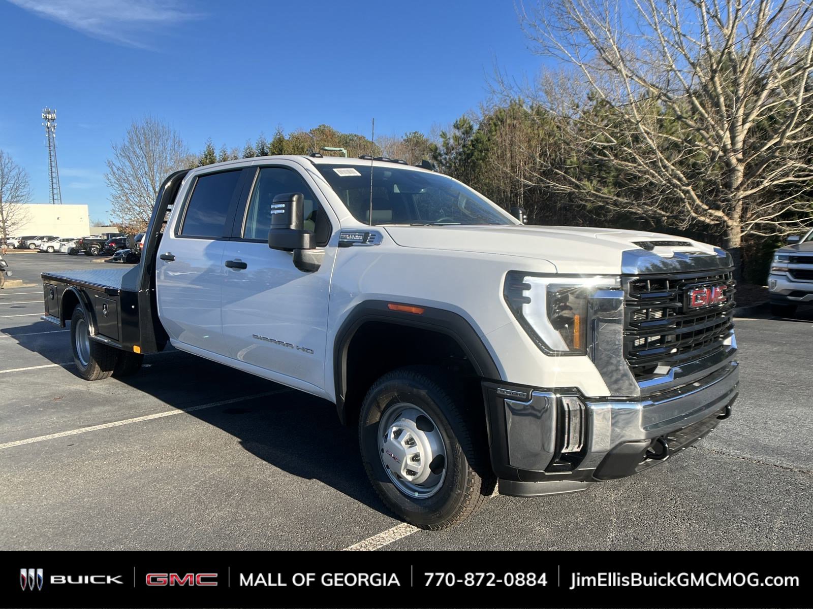 2025 GMC Sierra 3500 Chassis Cab Pro's photo