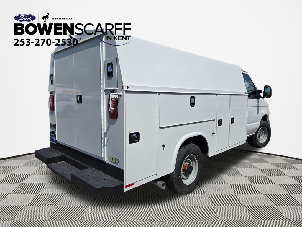 2025 Ford E-350 Base photo 5