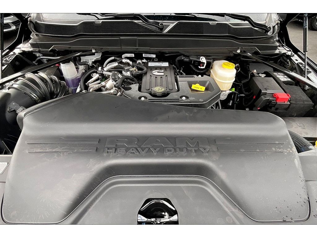 2025 Ram 2500 Big Horn photo 11