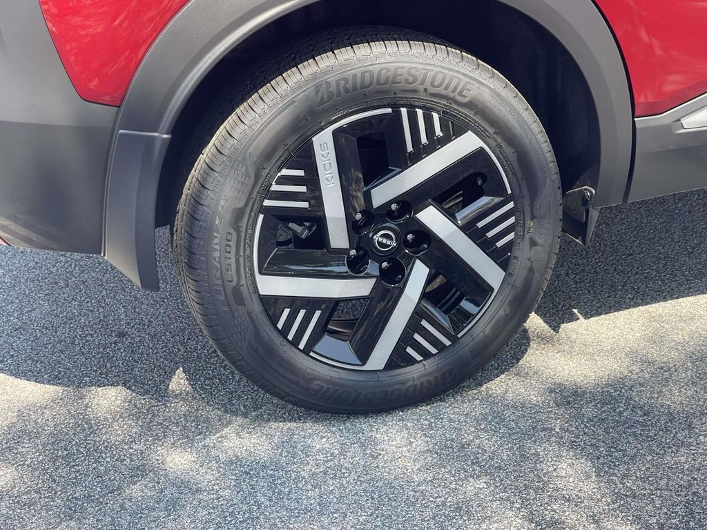 2026 Nissan Kicks SV photo 5