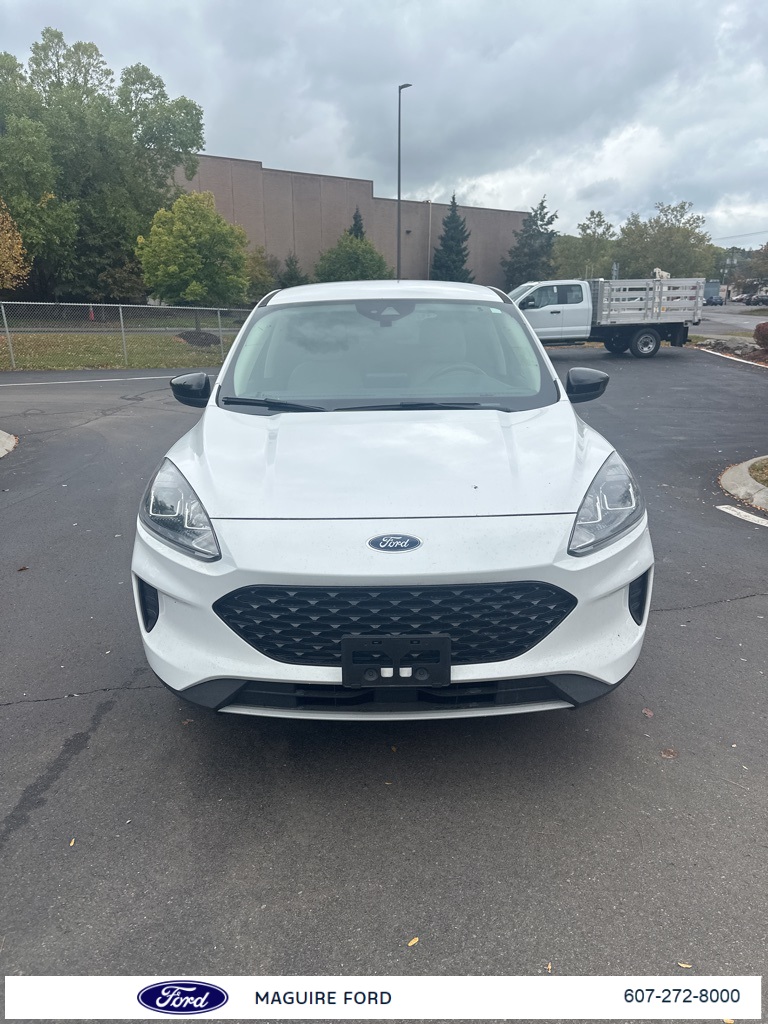 2020 Ford Escape SE Sport Hybrid photo 2