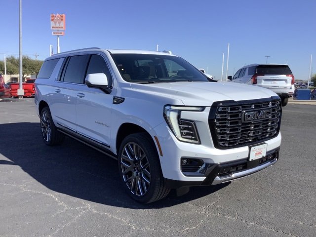 2026 GMC Yukon XL Denali Ultimate's photo