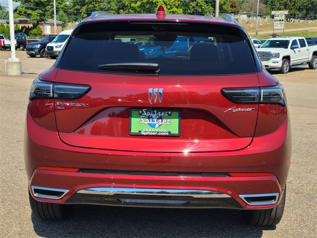 2024 Buick Envision Avenir photo 2