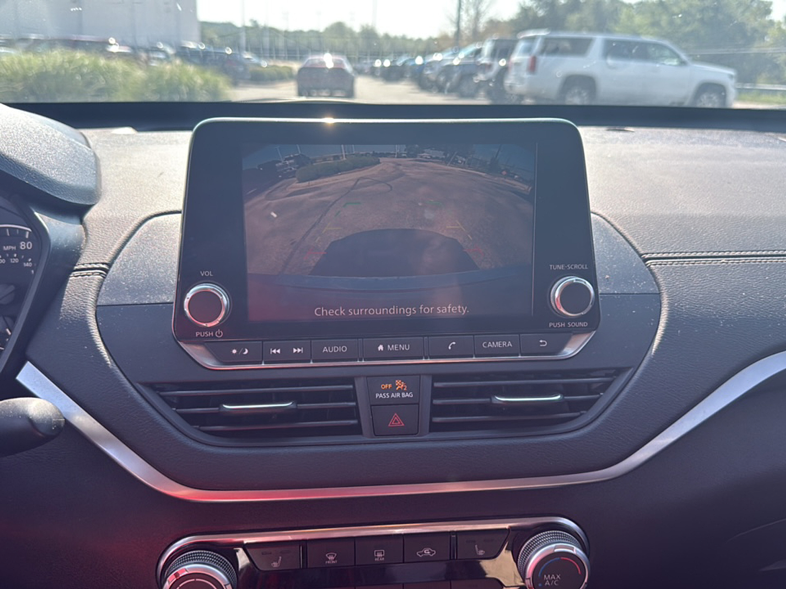 2021 Nissan Altima SV photo 4