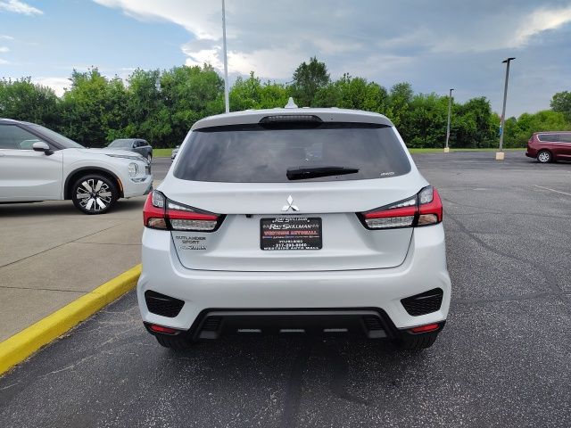 2025 Mitsubishi Outlander Sport ES photo 5