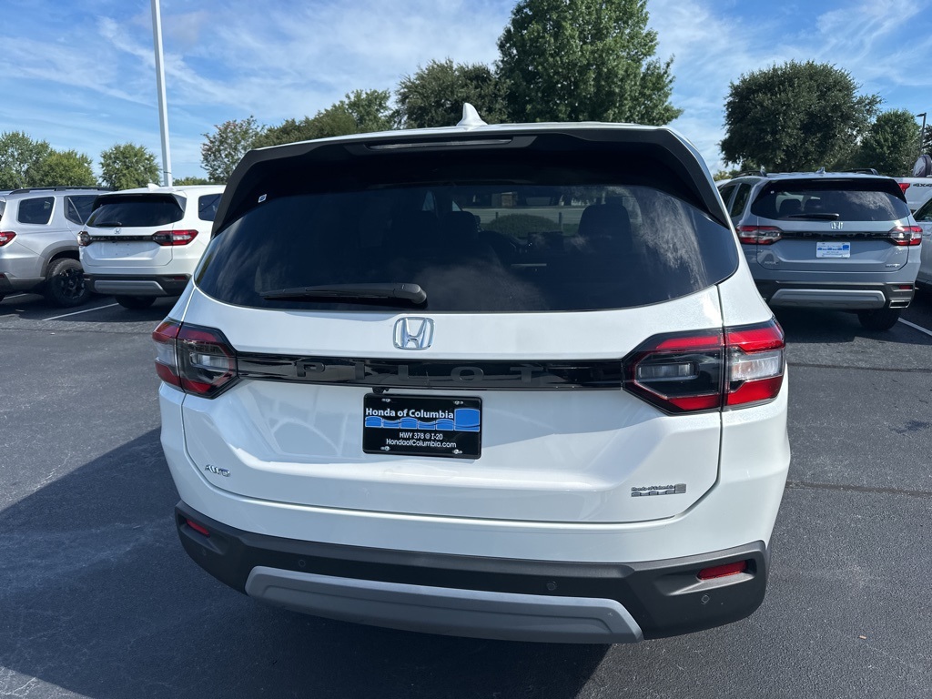 2025 Honda Pilot EX-L photo 4