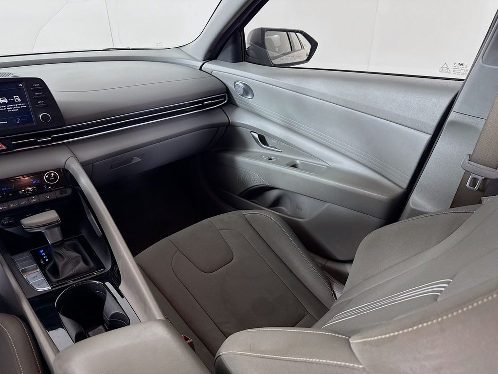2022 Hyundai Elantra Blue photo 22
