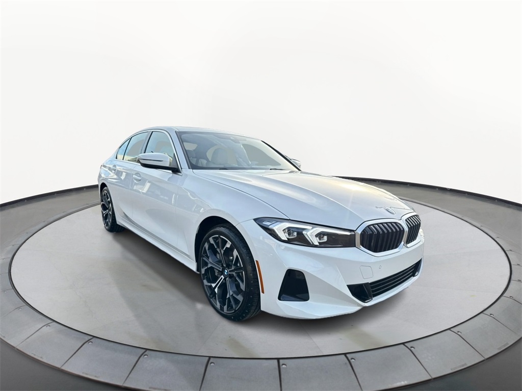 2026 BMW 3 Series 330i's photo