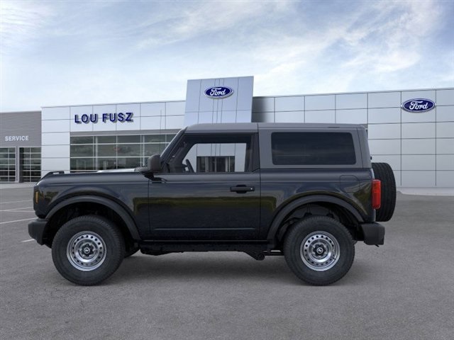 2025 Ford Bronco Base photo 3