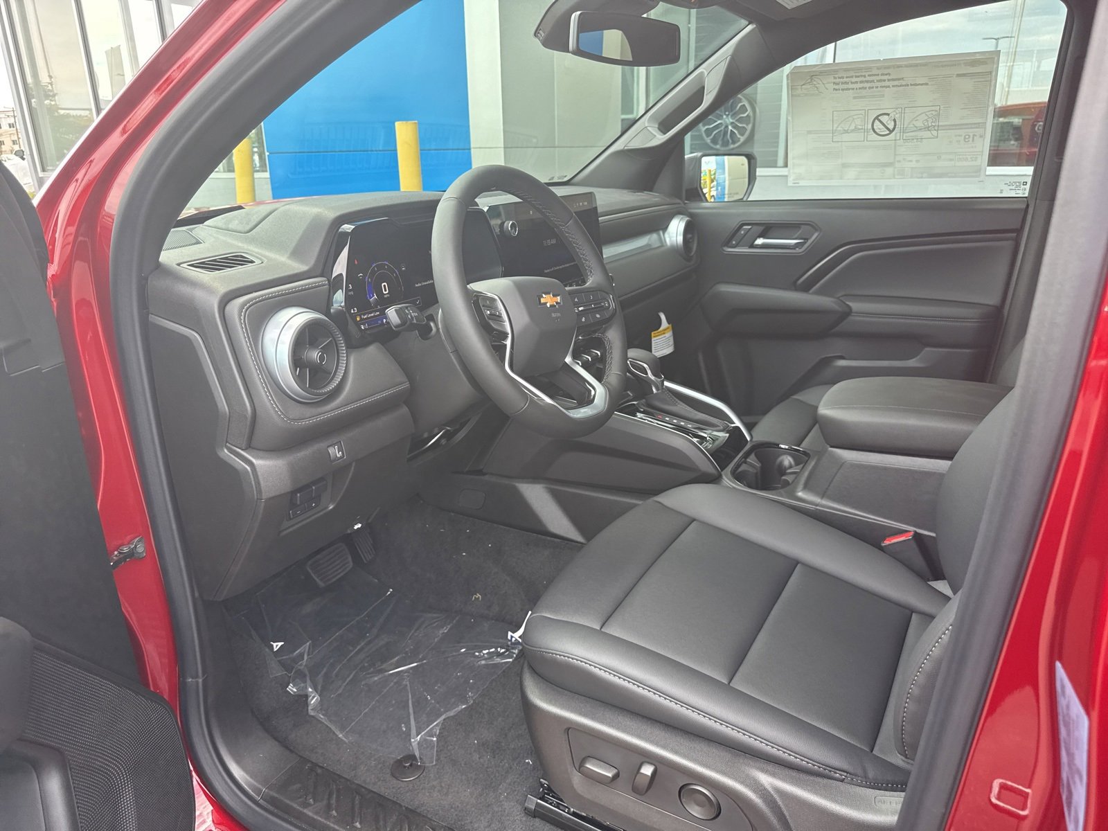 2026 Chevrolet Colorado LT photo 11