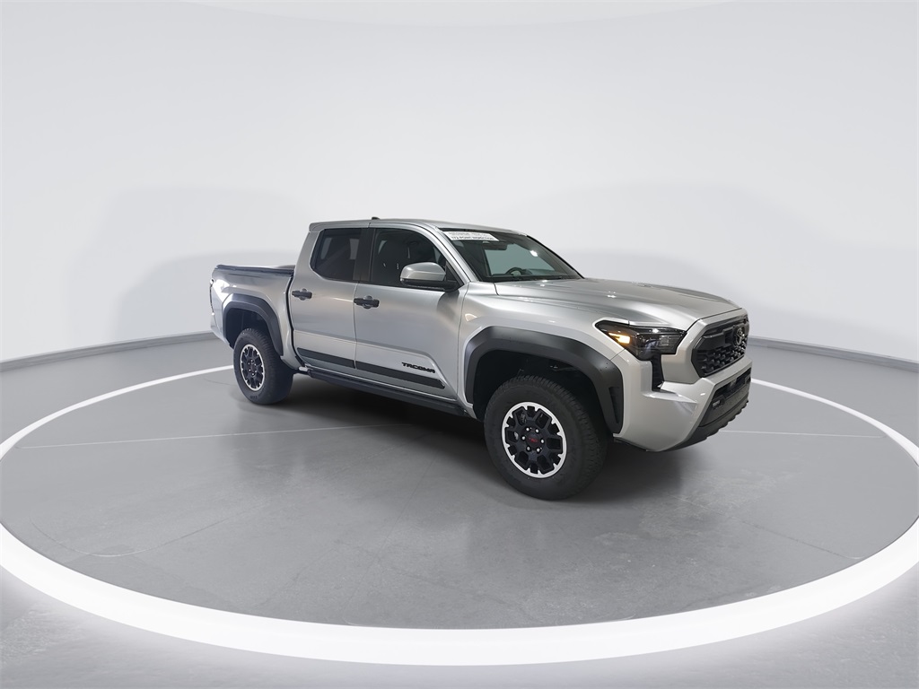 2025 Toyota Tacoma TRD Off-Road photo 2