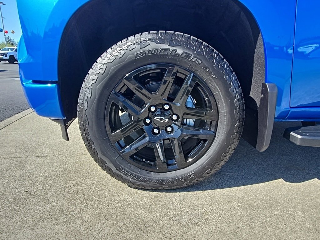 2025 Chevrolet Silverado 1500 RST photo 32