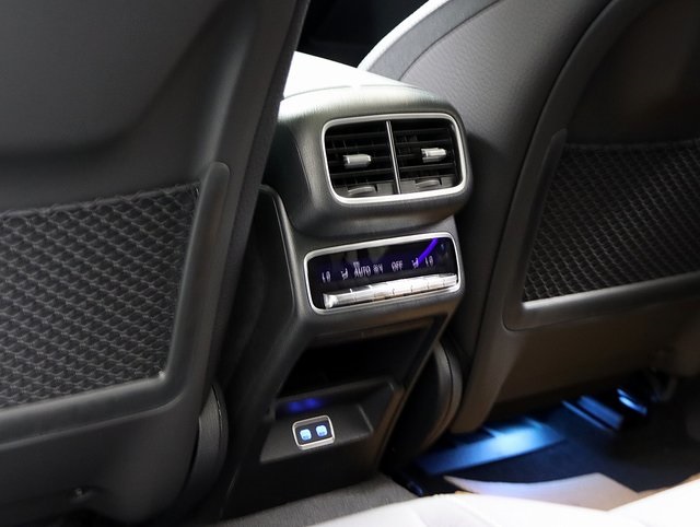 2026 Mercedes Benz GLE 450 4MATIC photo 12