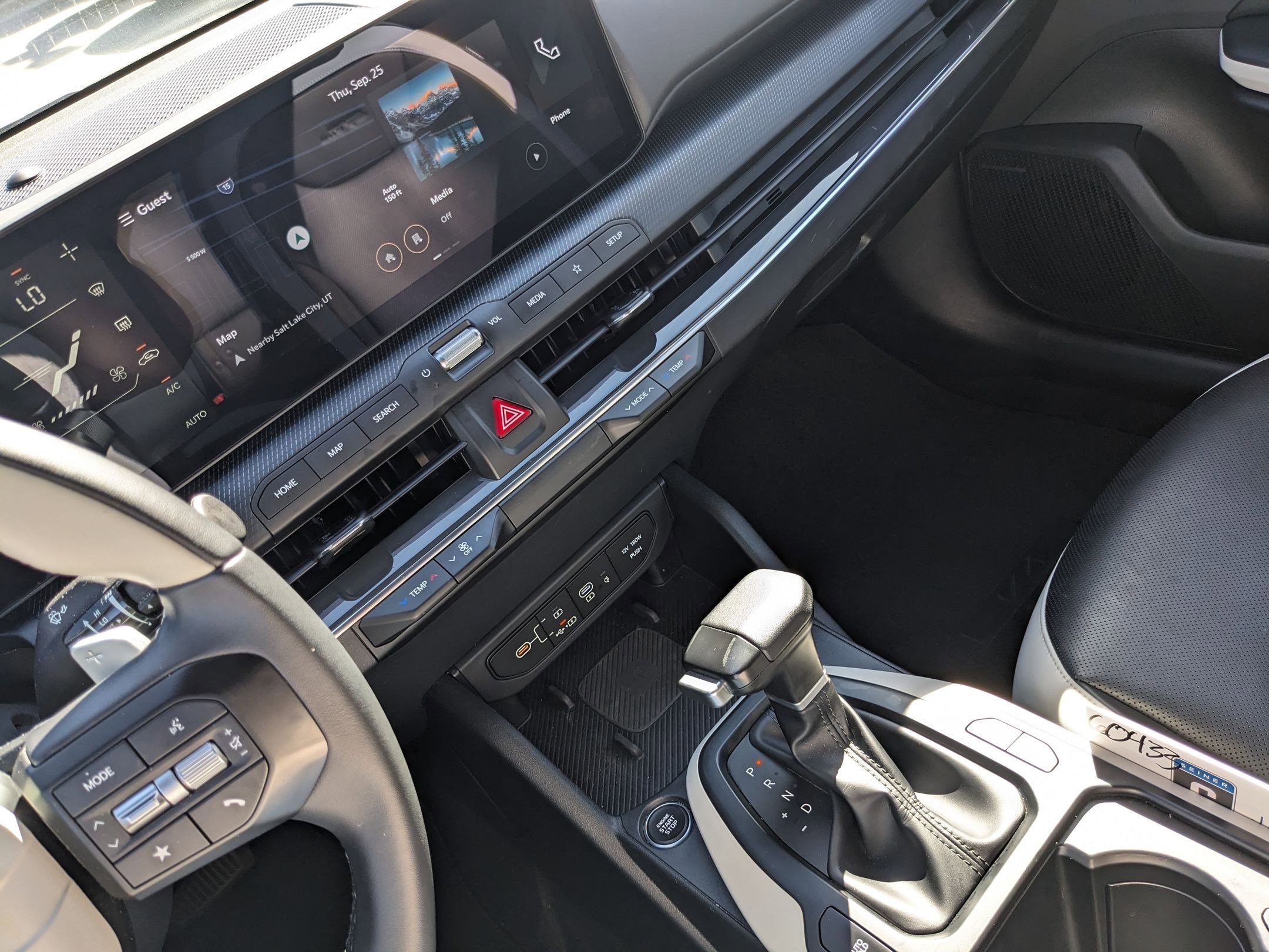 2025 Kia K4 GT-Line photo 13