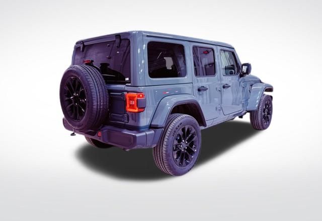 2025 Jeep Wrangler Sahara 4xe photo 4