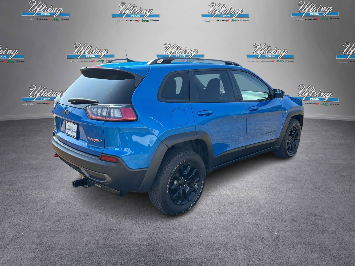 2019 Jeep Cherokee Trailhawk photo 3