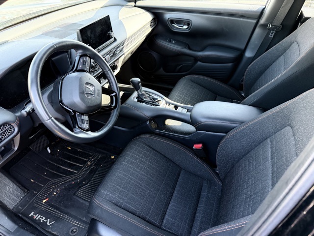 2025 Honda HR-V Sport photo 4