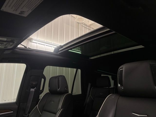 2024 Cadillac Escalade Premium Luxury photo 31