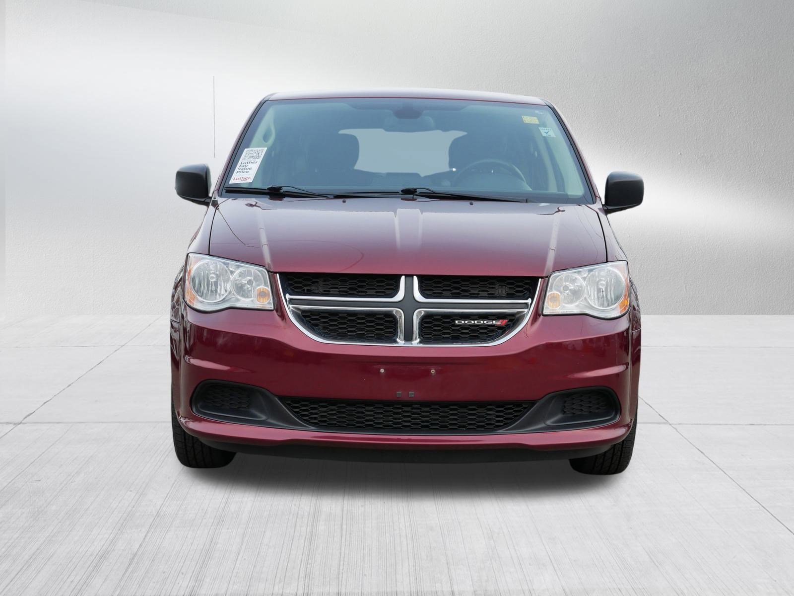 Used 2019 Dodge Grand Caravan SE with VIN 2C4RDGBG1KR766133 for sale in Inver Grove, Minnesota