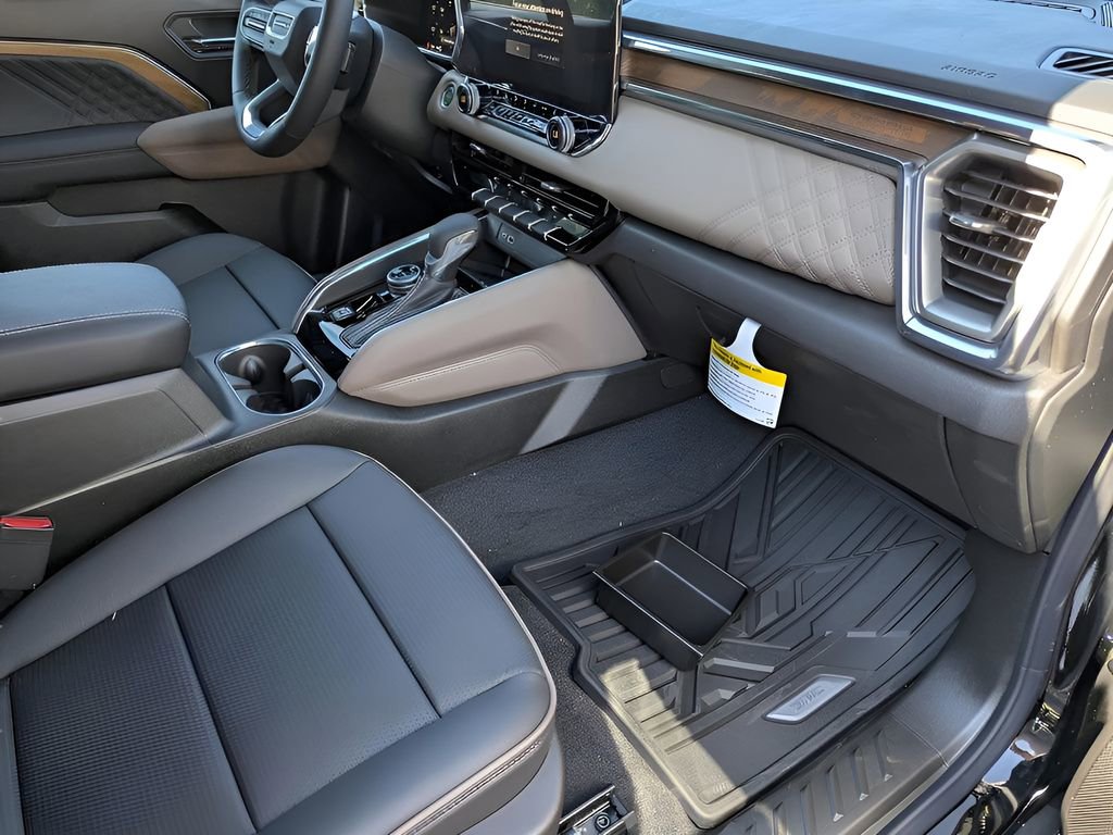 2026 Gmc Canyon Denali photo 17