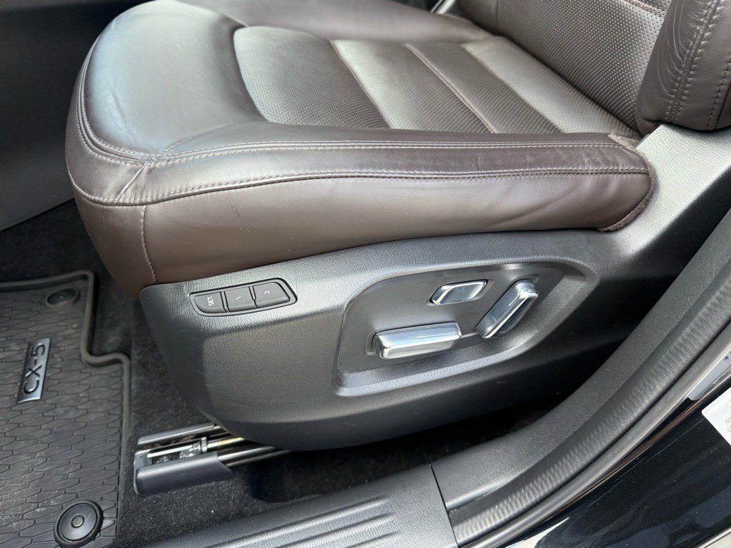2023 Mazda CX-5 2.5 Turbo Signature photo 17